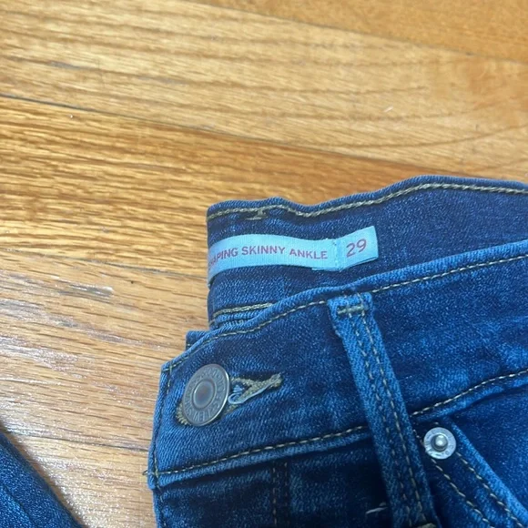Levi’s 311 Shaping Skinny Ankle Jeans 29 - Picture 4 of 6